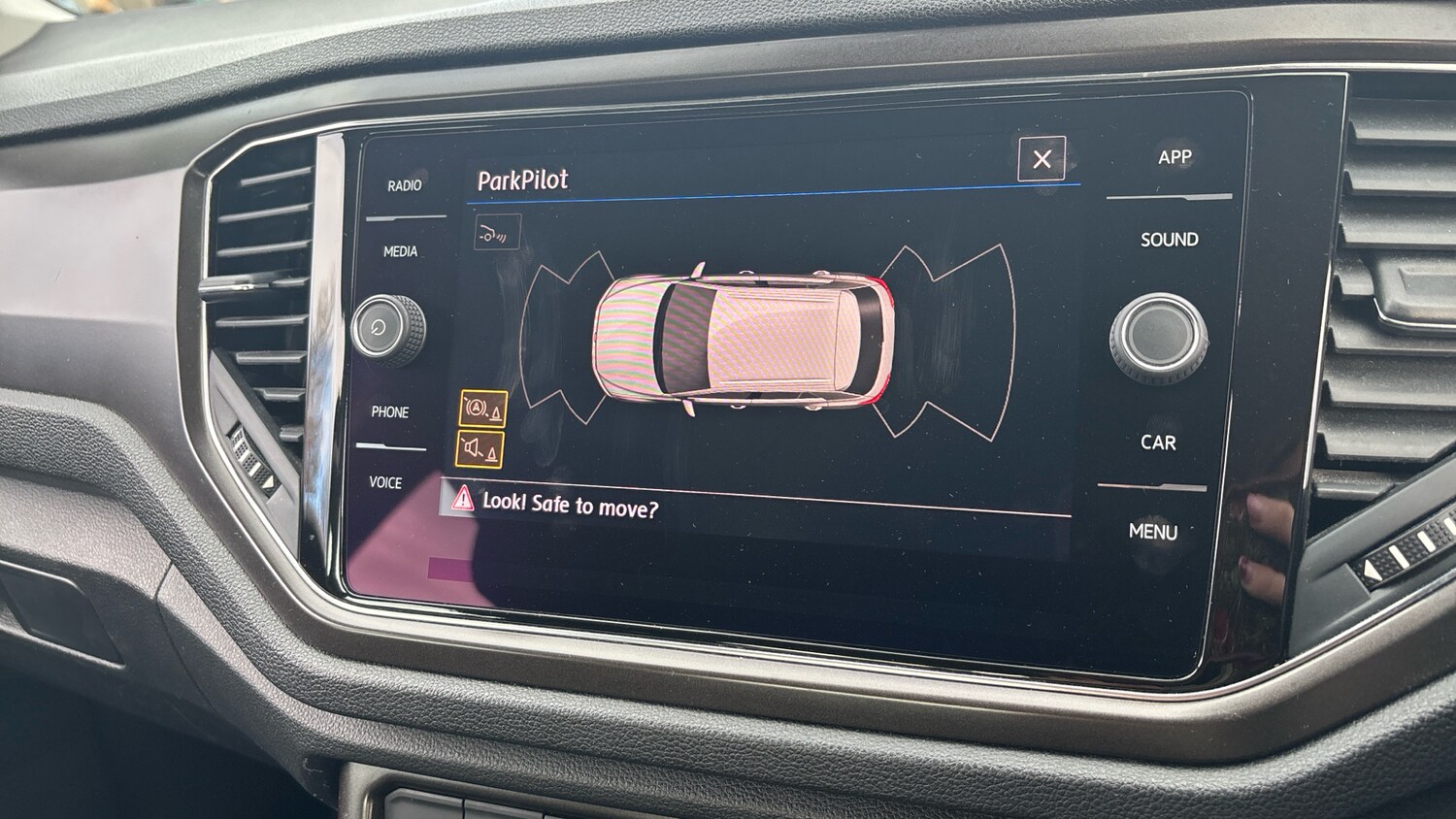 Used Volkswagen T-Roc 2019 for sale - 76209207: Photo 24