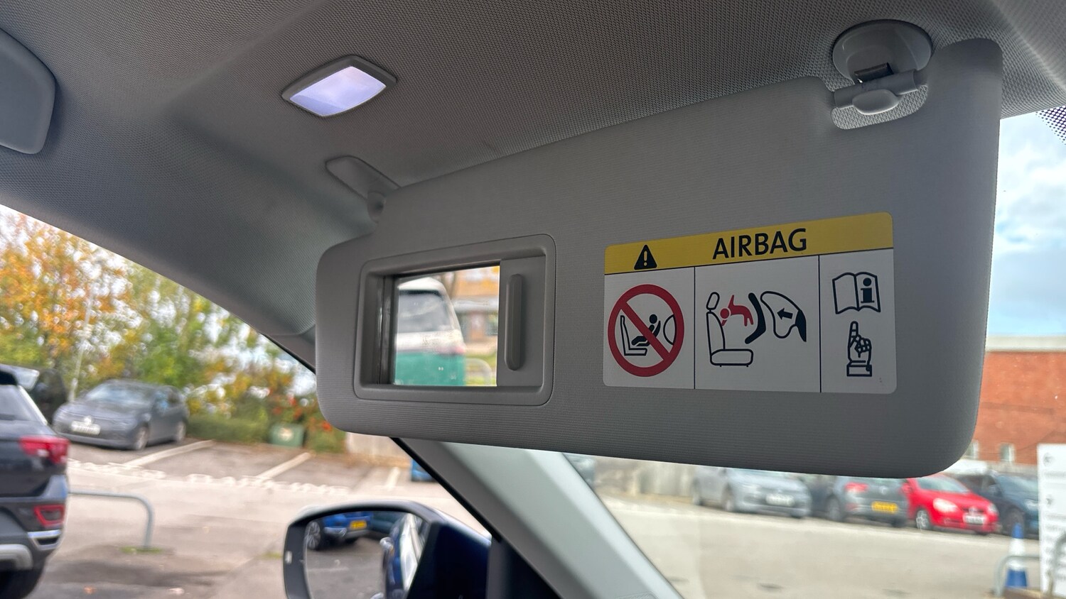 Used Volkswagen T-Roc 2019 for sale - 76209207: Photo 31