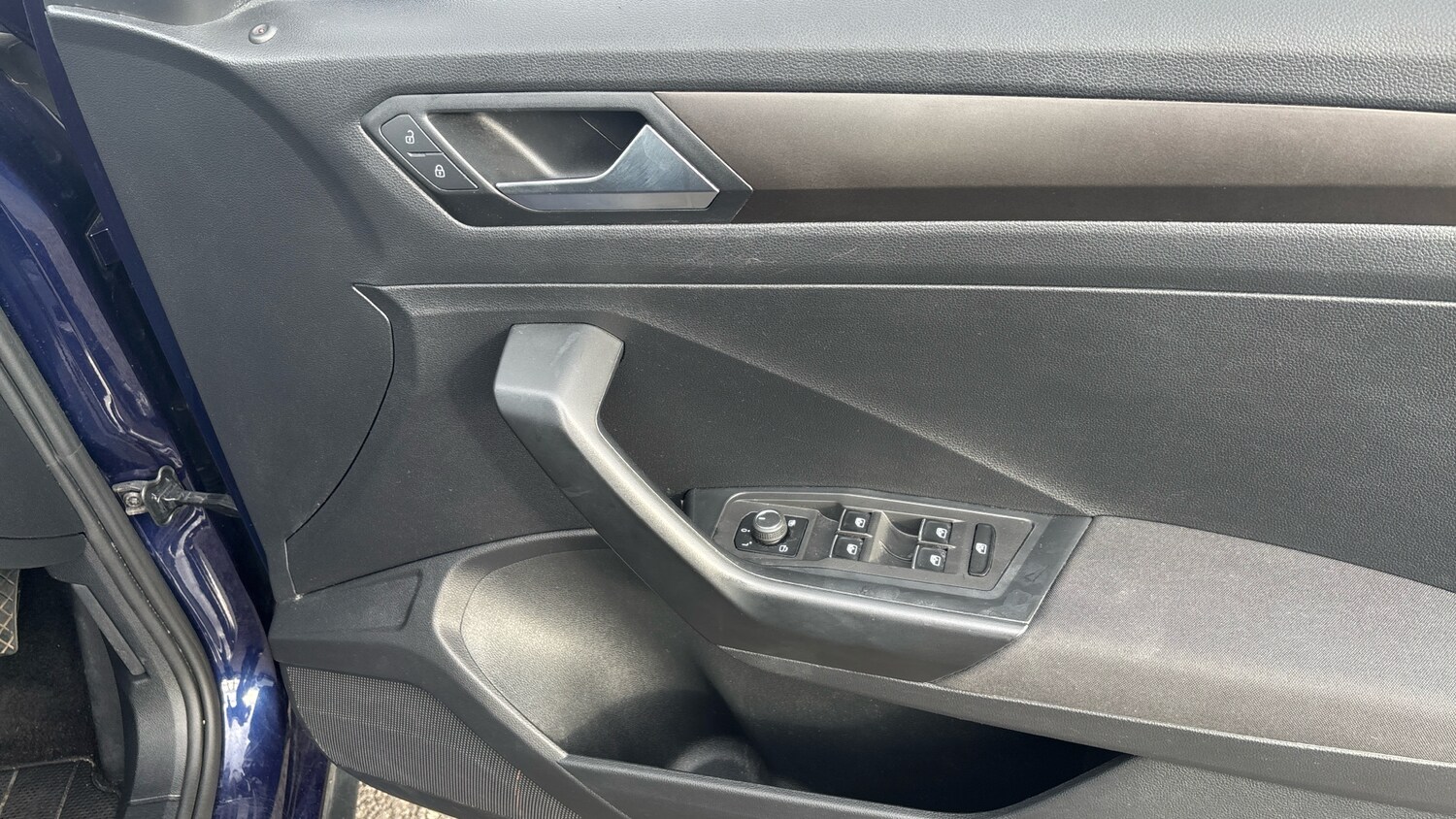 Used Volkswagen T-Roc 2019 for sale - 76209207: Photo 33