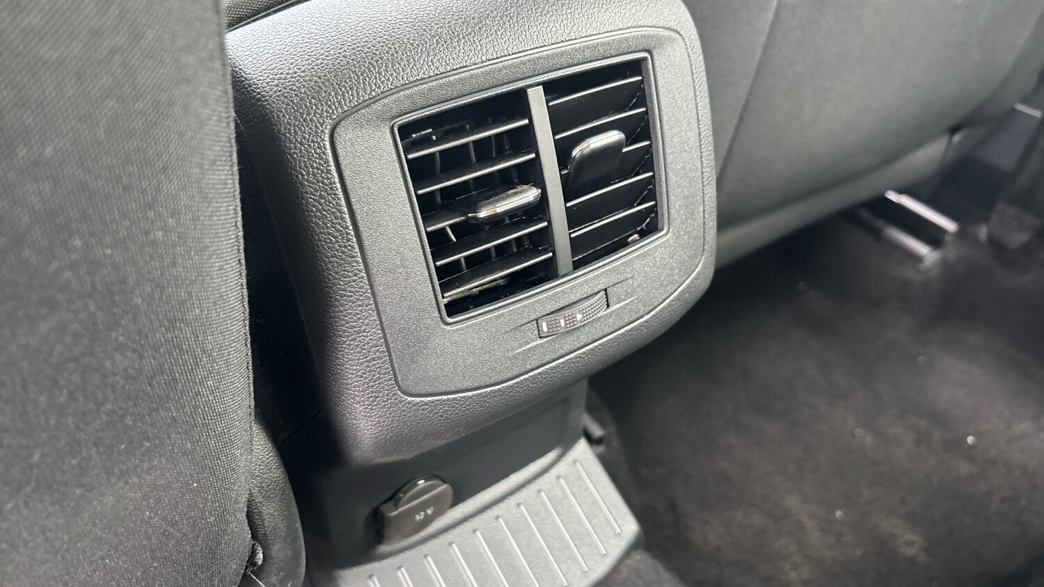 Used Volkswagen T-Roc 2019 for sale - 76209207: Photo 36