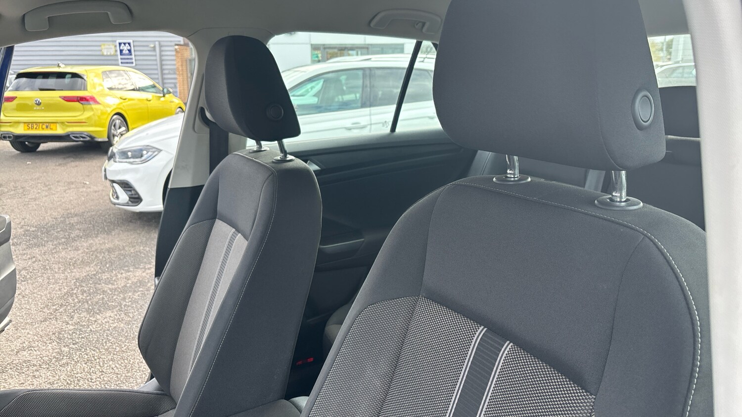 Used Volkswagen T-Roc 2019 for sale - 76209207: Photo 41