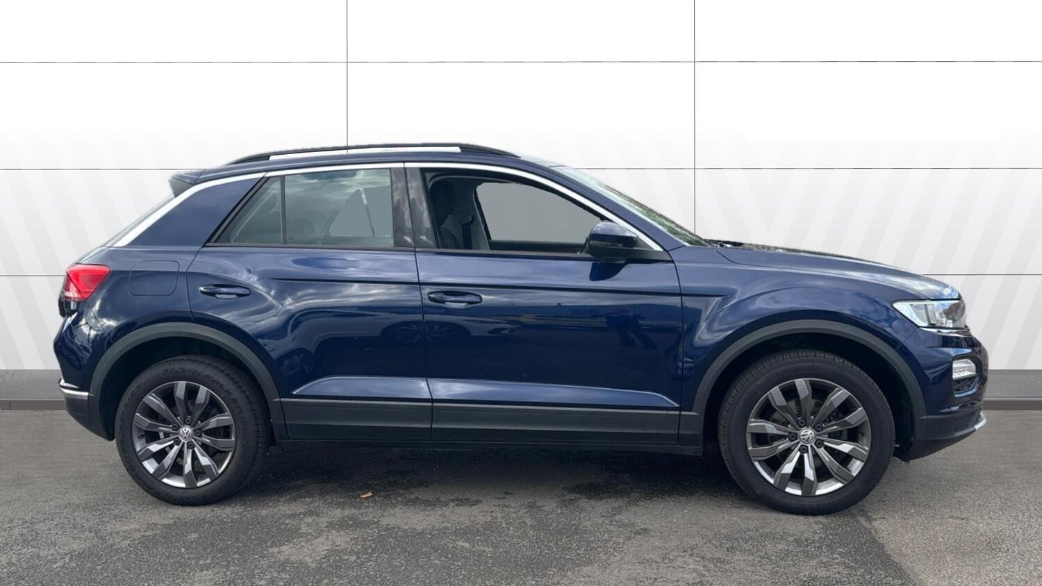 Used Volkswagen T-Roc 2019 for sale - 76209207: Photo 5