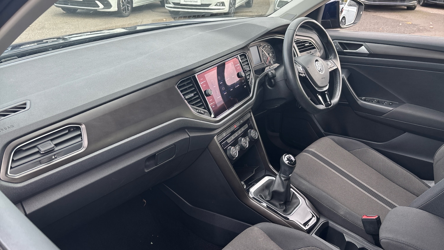 Used Volkswagen T-Roc 2019 for sale - 76209207: Photo 9