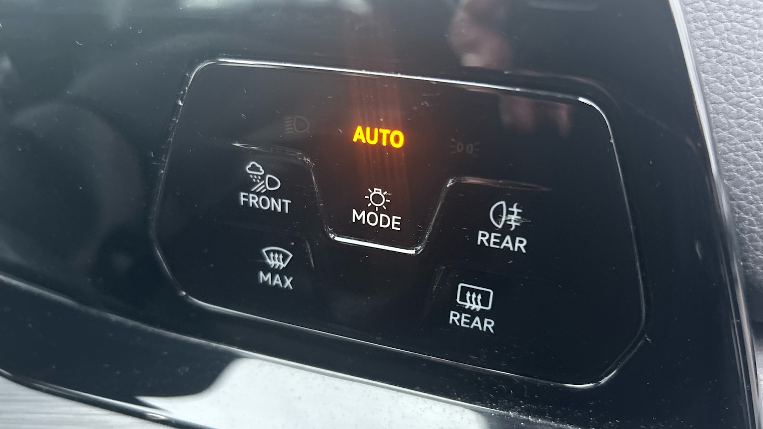 Used Volkswagen Golf 2021 for sale - 77297063: Photo 28