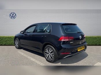 Used Volkswagen Golf 2018 for sale - 79217754: Photo