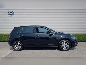 Used Volkswagen Golf 2018 for sale - 79217754: Photo
