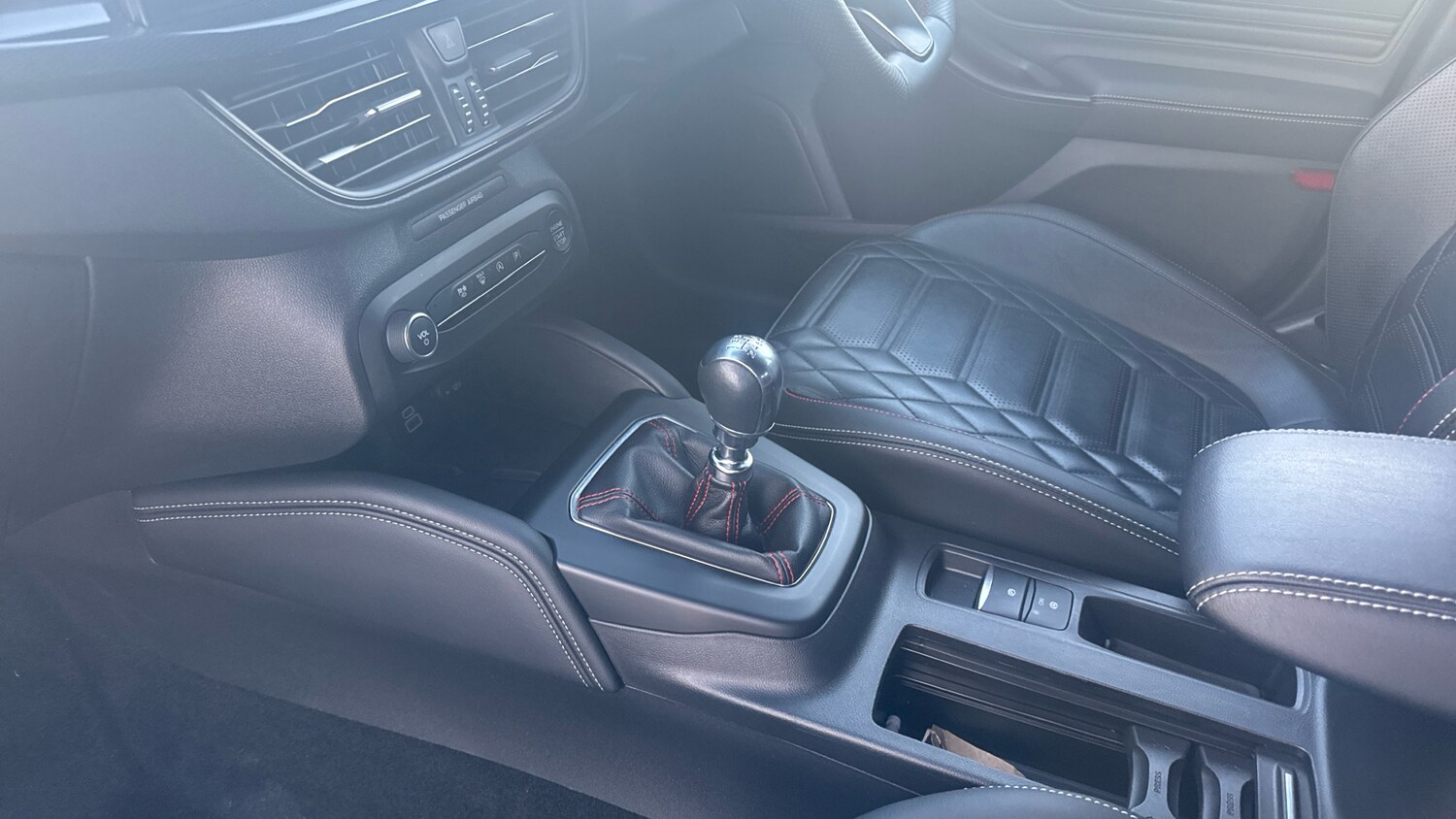 Used Ford Focus 2022 for sale - 77104019: Photo 13