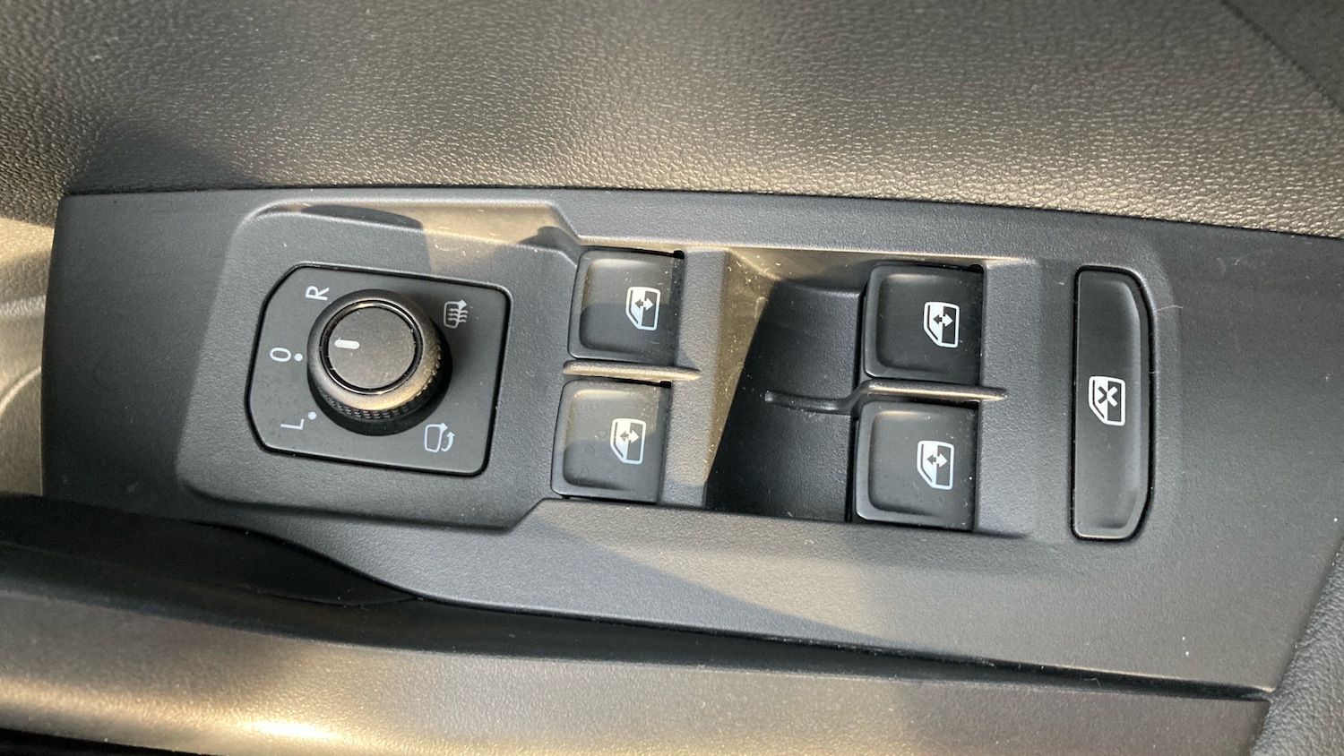 Used Volkswagen T-Cross 2025 for sale - 77628792: Photo 21