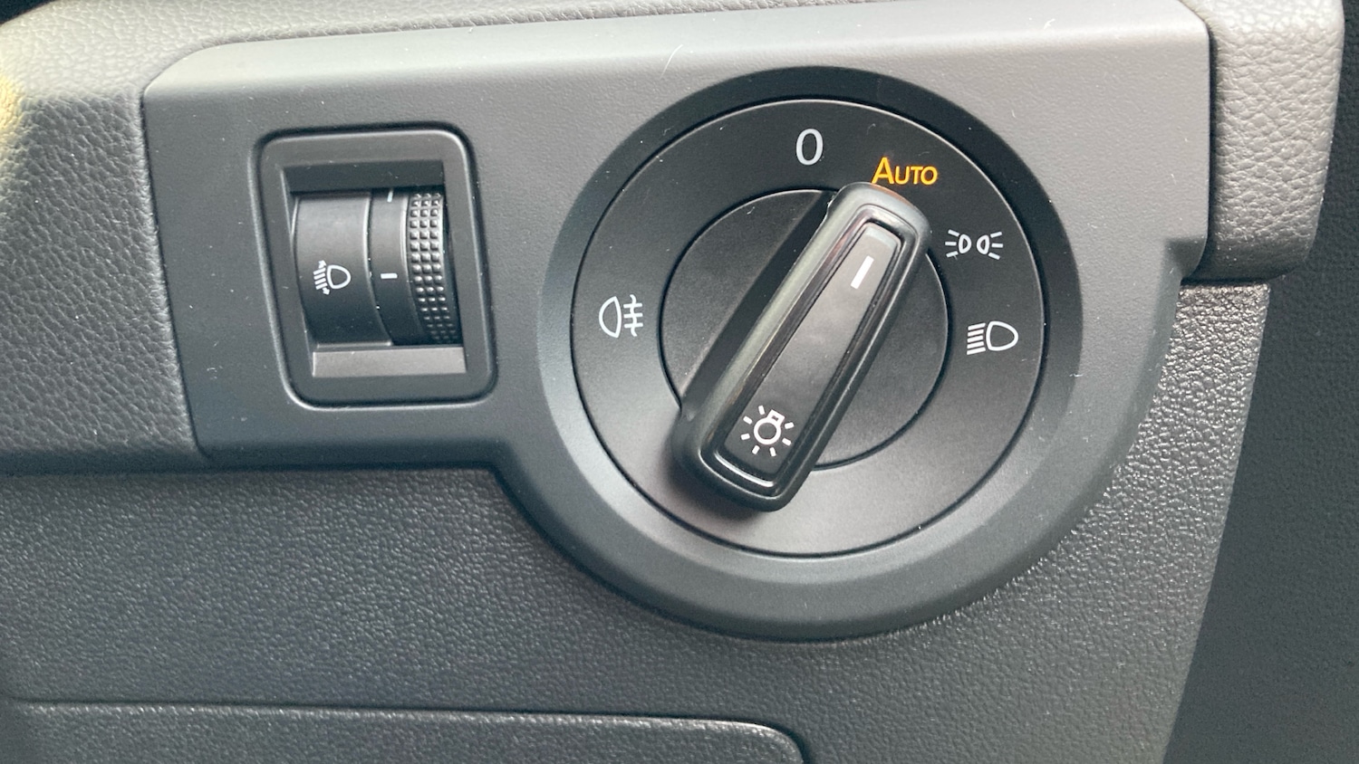 Used Volkswagen T-Cross 2025 for sale - 77628792: Photo 24