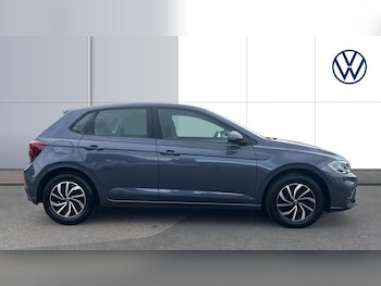 Used Volkswagen Polo 2024 for sale - 75821667: Photo