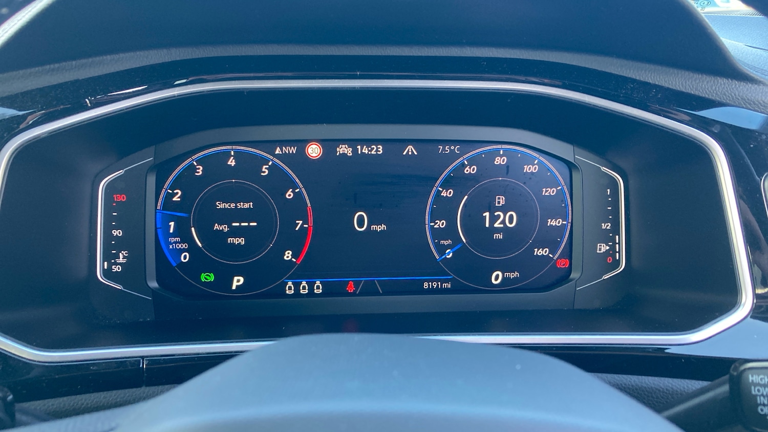 Used Volkswagen T-Roc 2022 for sale - 77640492: Photo 11