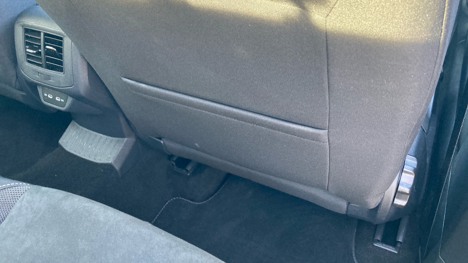 Used Volkswagen T-Roc 2022 for sale - 77640492: Photo 34