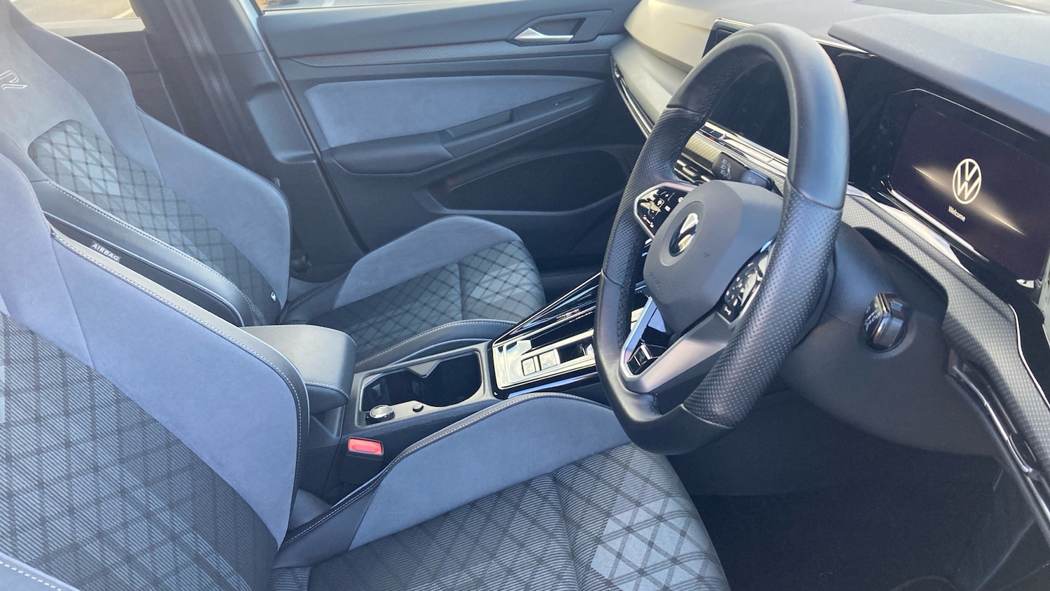 Used Volkswagen Golf 2023 for sale - 77114076: Photo 15