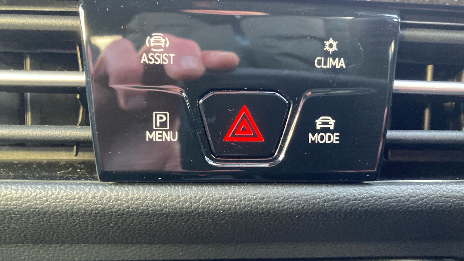 Used Volkswagen Golf 2023 for sale - 77114076: Photo 28