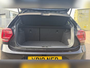 Used Volkswagen Polo 2019 for sale - 79801293: Photo