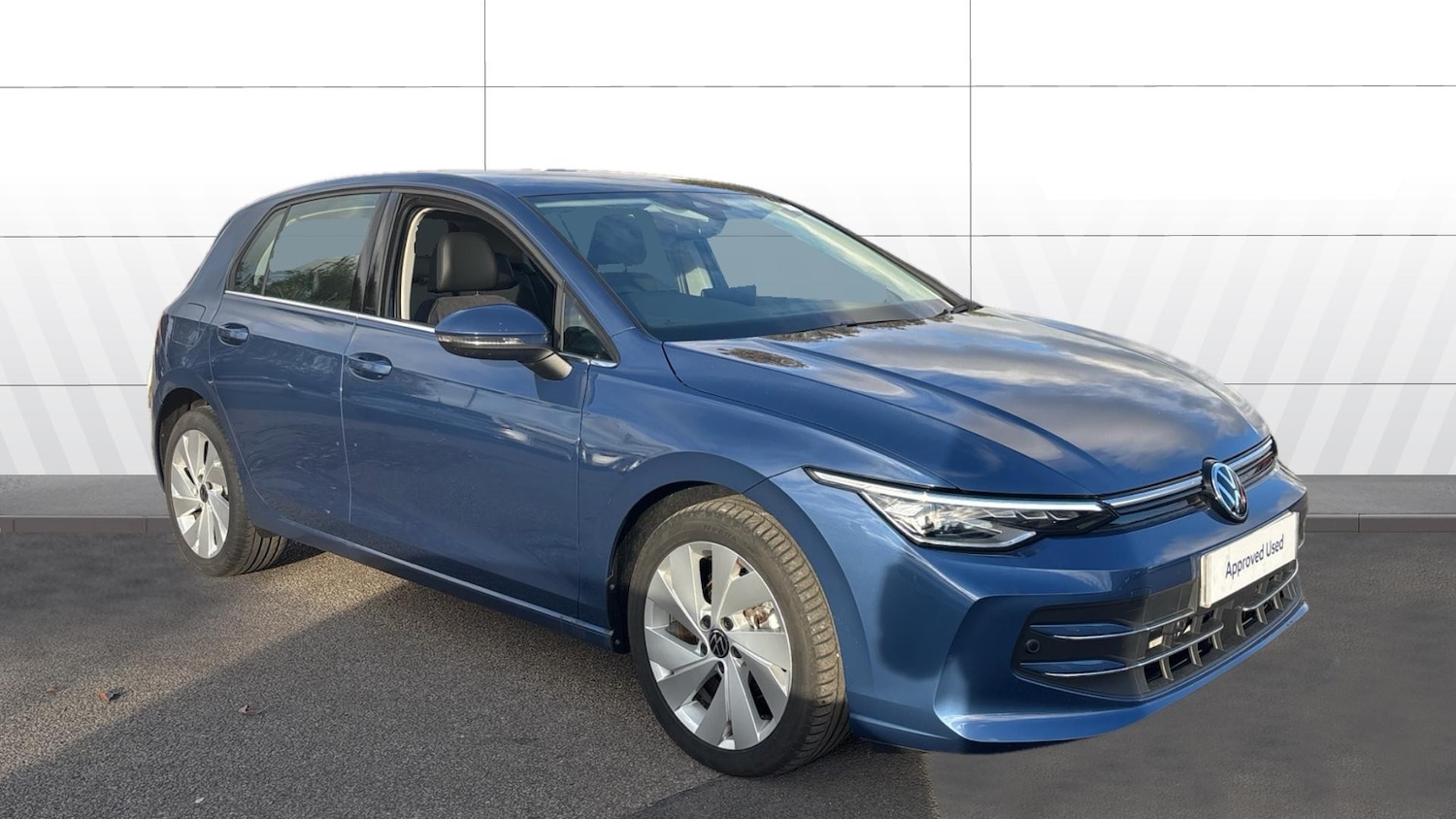 Used Volkswagen Golf 2025 for sale - 76329931: Photo 1