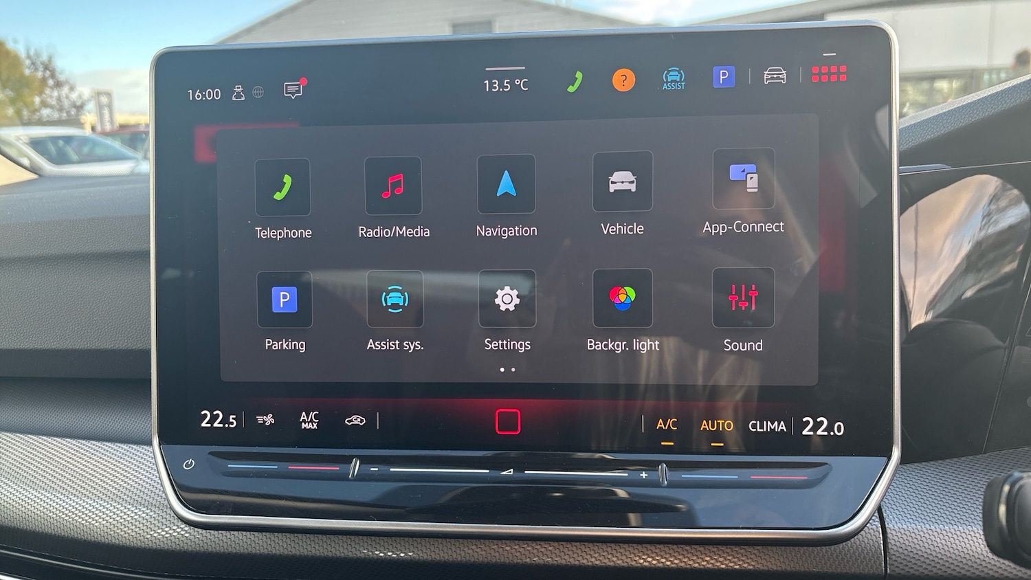 Used Volkswagen Golf 2025 for sale - 76329931: Photo 12