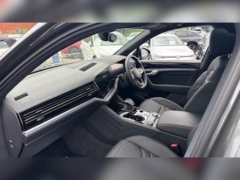 Used Volkswagen Touareg 2025 for sale - 78939832: Photo