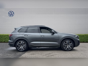 Used Volkswagen Touareg 2025 for sale - 78939832: Photo