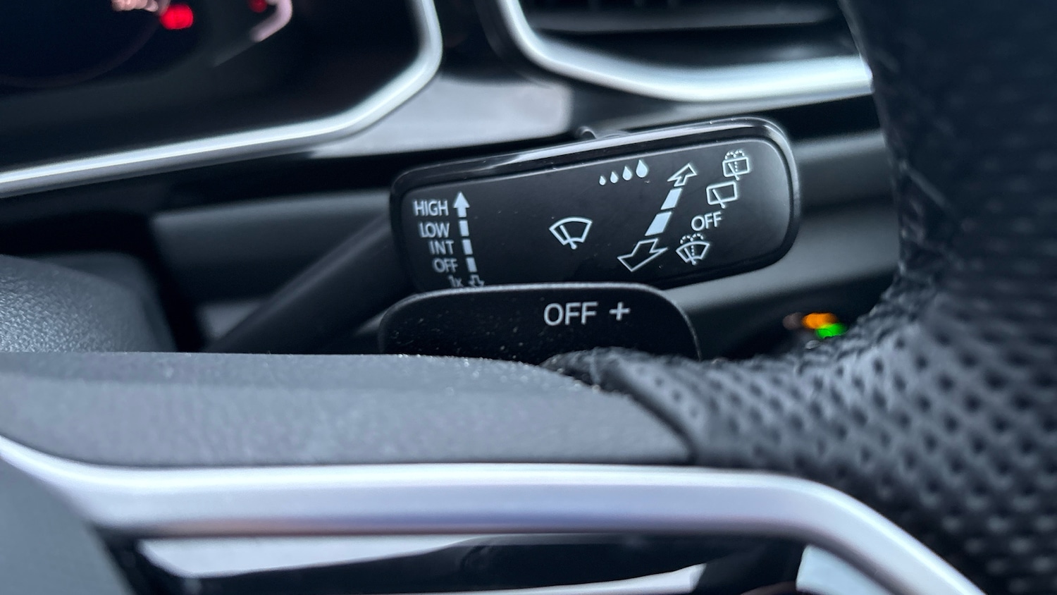 Used Volkswagen T-Roc 2023 for sale - 77474977: Photo 21