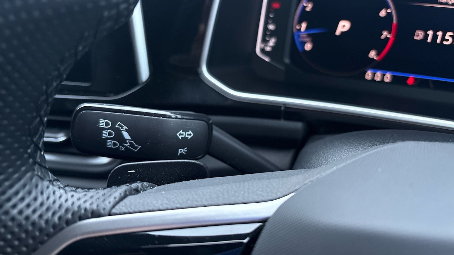 Used Volkswagen T-Roc 2023 for sale - 77474977: Photo 22