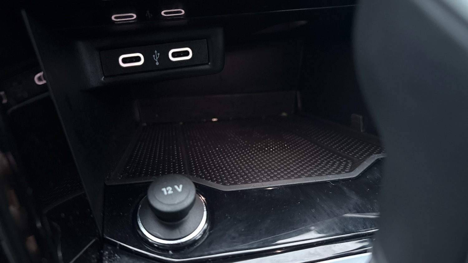 Used Volkswagen T-Roc 2023 for sale - 77474977: Photo 25