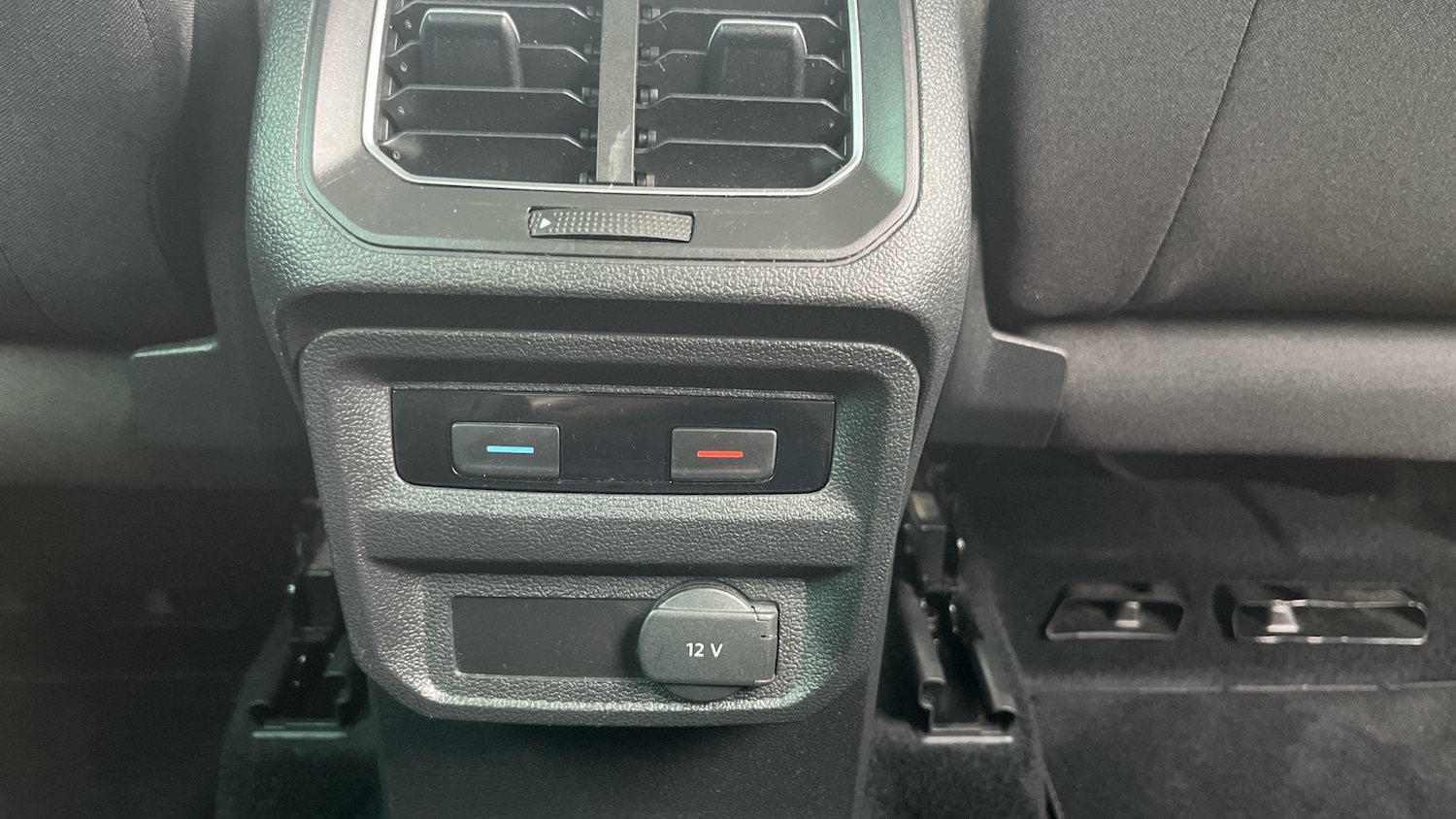 Used Volkswagen Tiguan 2016 for sale - 76379213: Photo 23