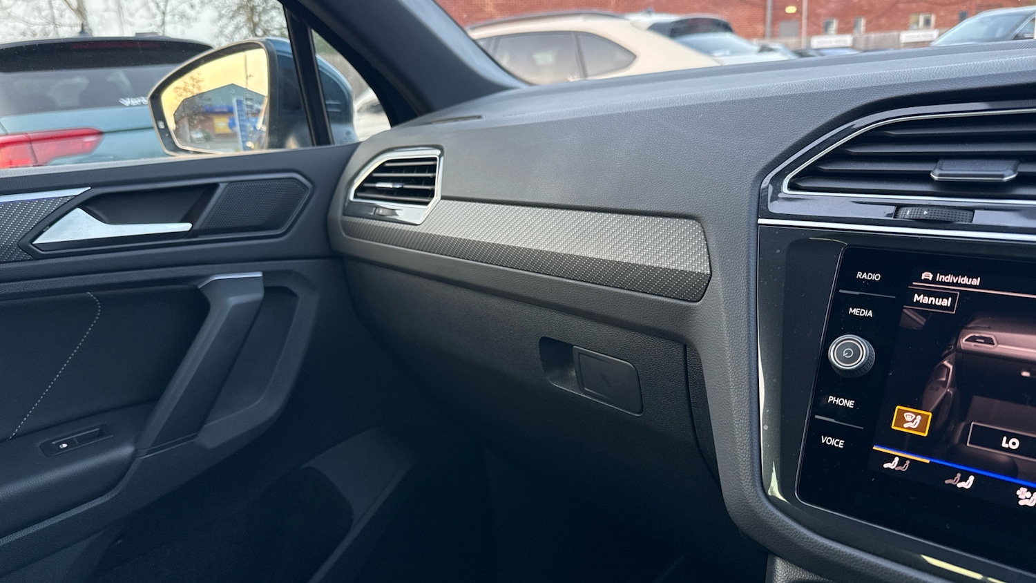 Used Volkswagen Tiguan 2022 for sale - 77945954: Photo 36