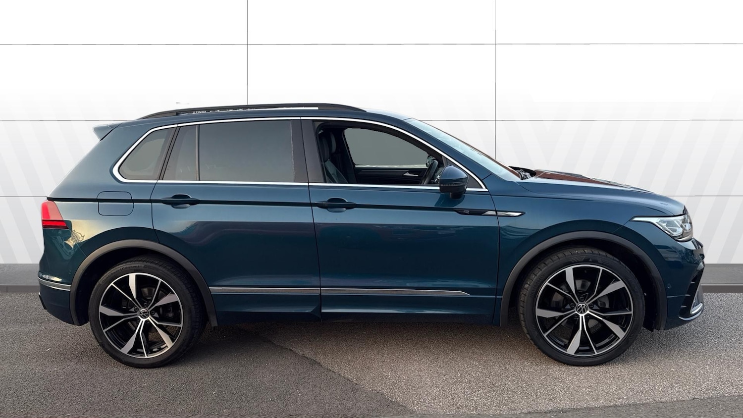 Used Volkswagen Tiguan 2022 for sale - 77945954: Photo 5