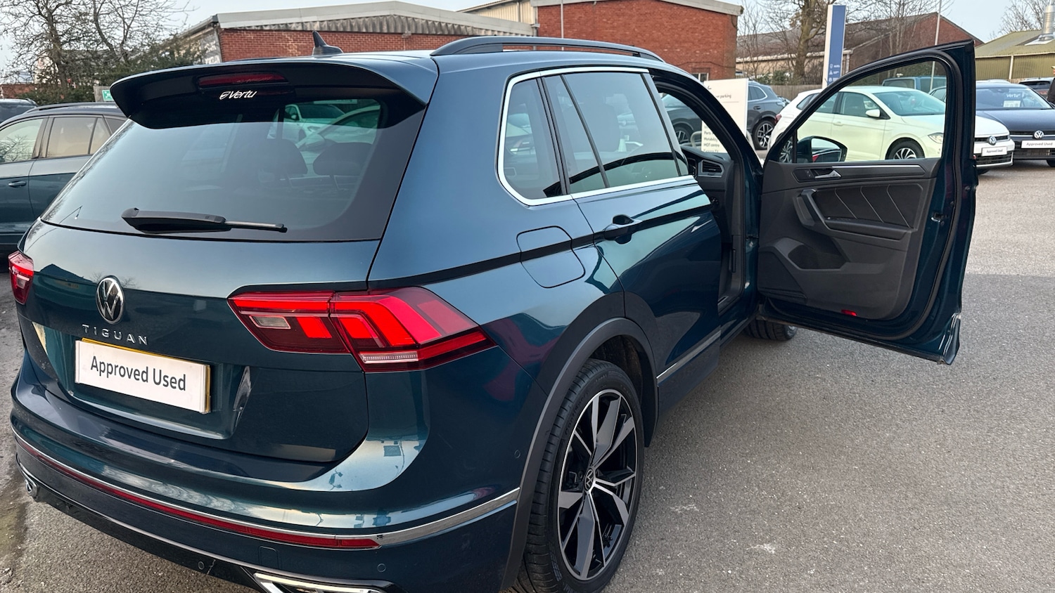 Used Volkswagen Tiguan 2022 for sale - 77945954: Photo 61