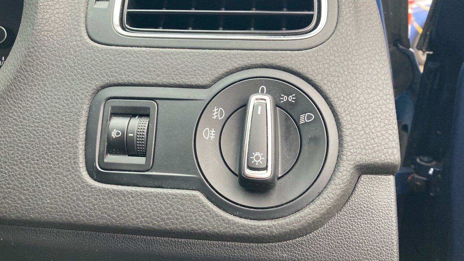 Used Volkswagen Polo 2016 for sale - 77575541: Photo 26