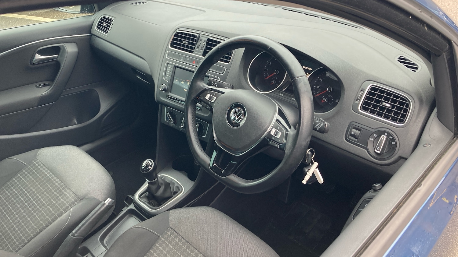 Used Volkswagen Polo 2016 for sale - 77575541: Photo 6