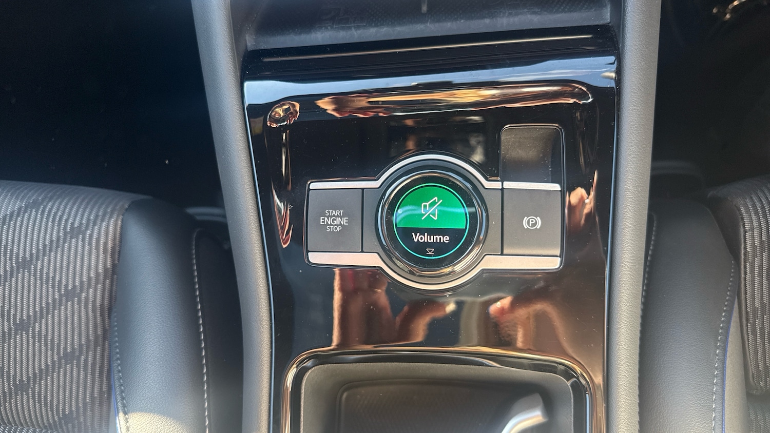 Used Volkswagen Tiguan 2024 for sale - 78176359: Photo 35