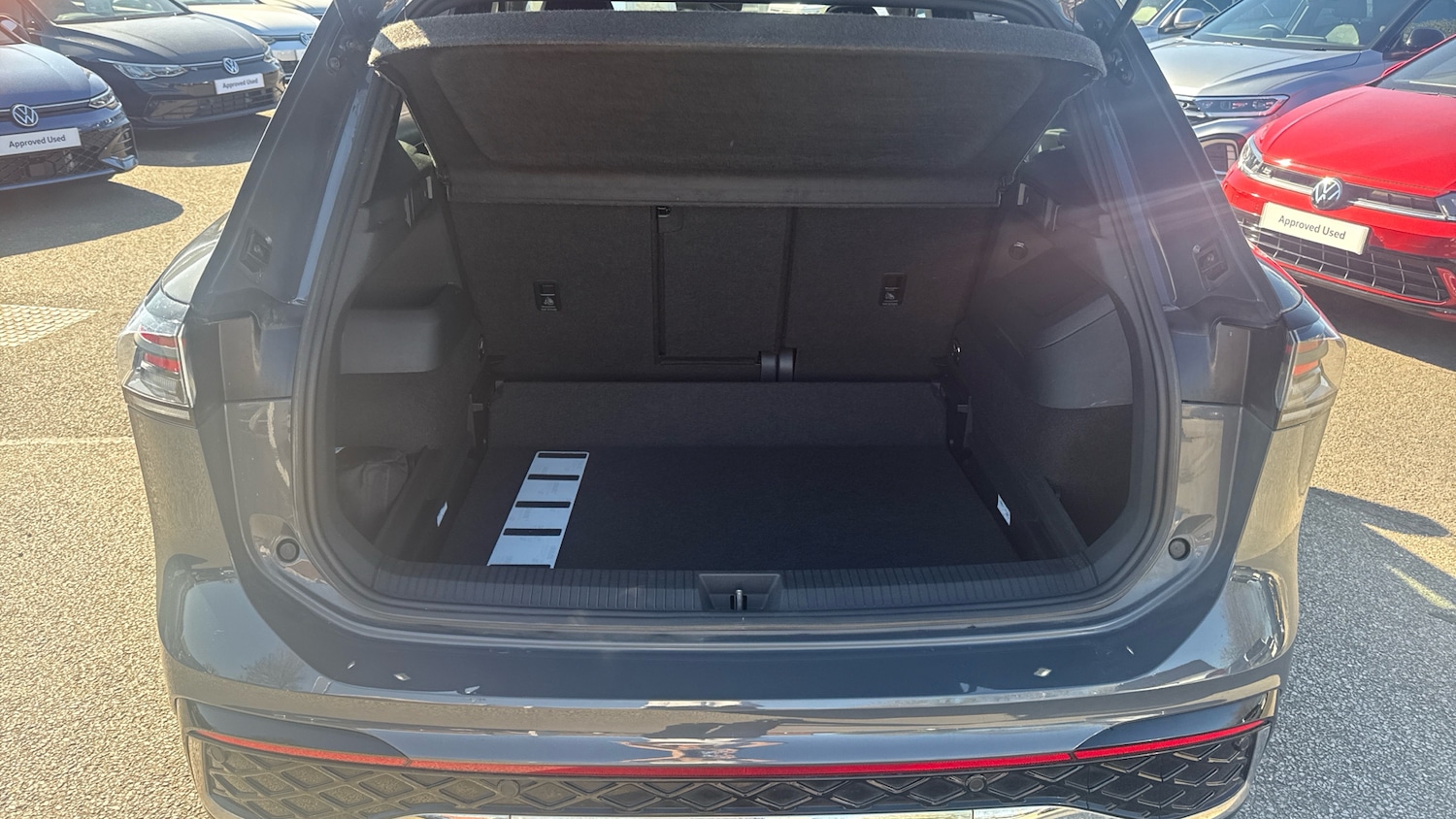 Used Volkswagen Tiguan 2024 for sale - 78176359: Photo 4