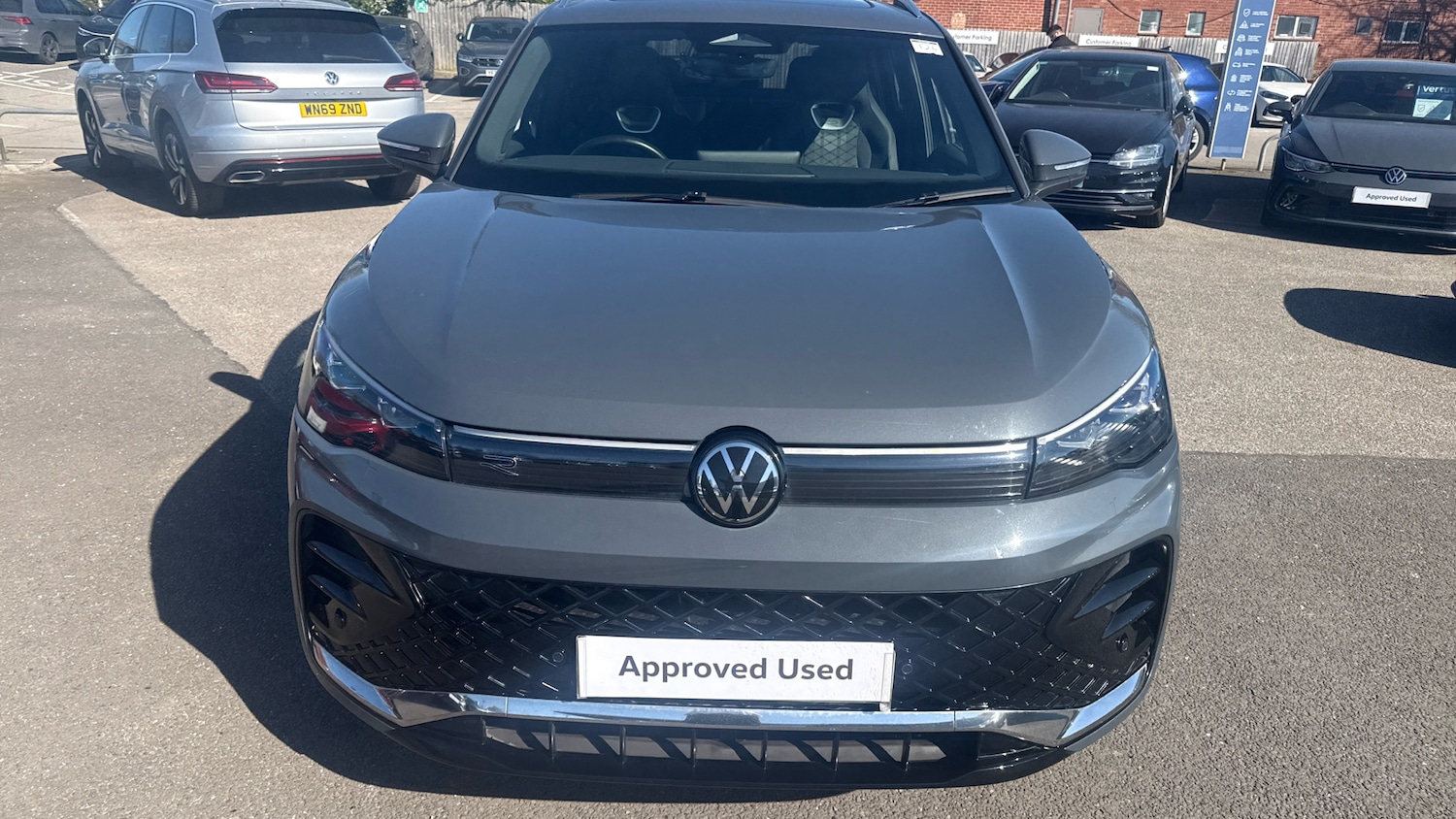 Used Volkswagen Tiguan 2024 for sale - 78176359: Photo 8