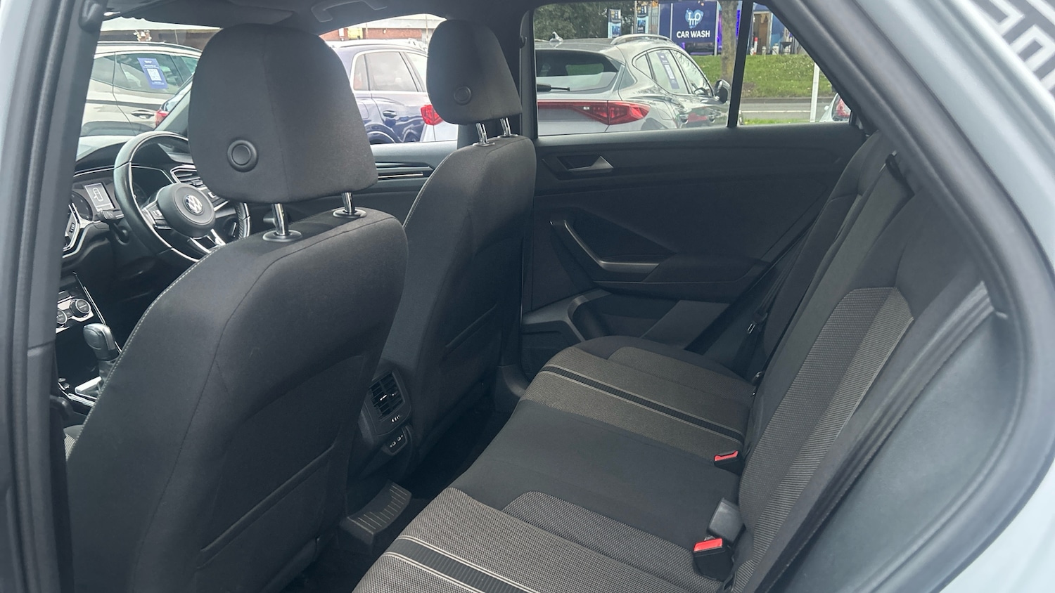 Used Volkswagen T-Roc 2021 for sale - 76451831: Photo 16