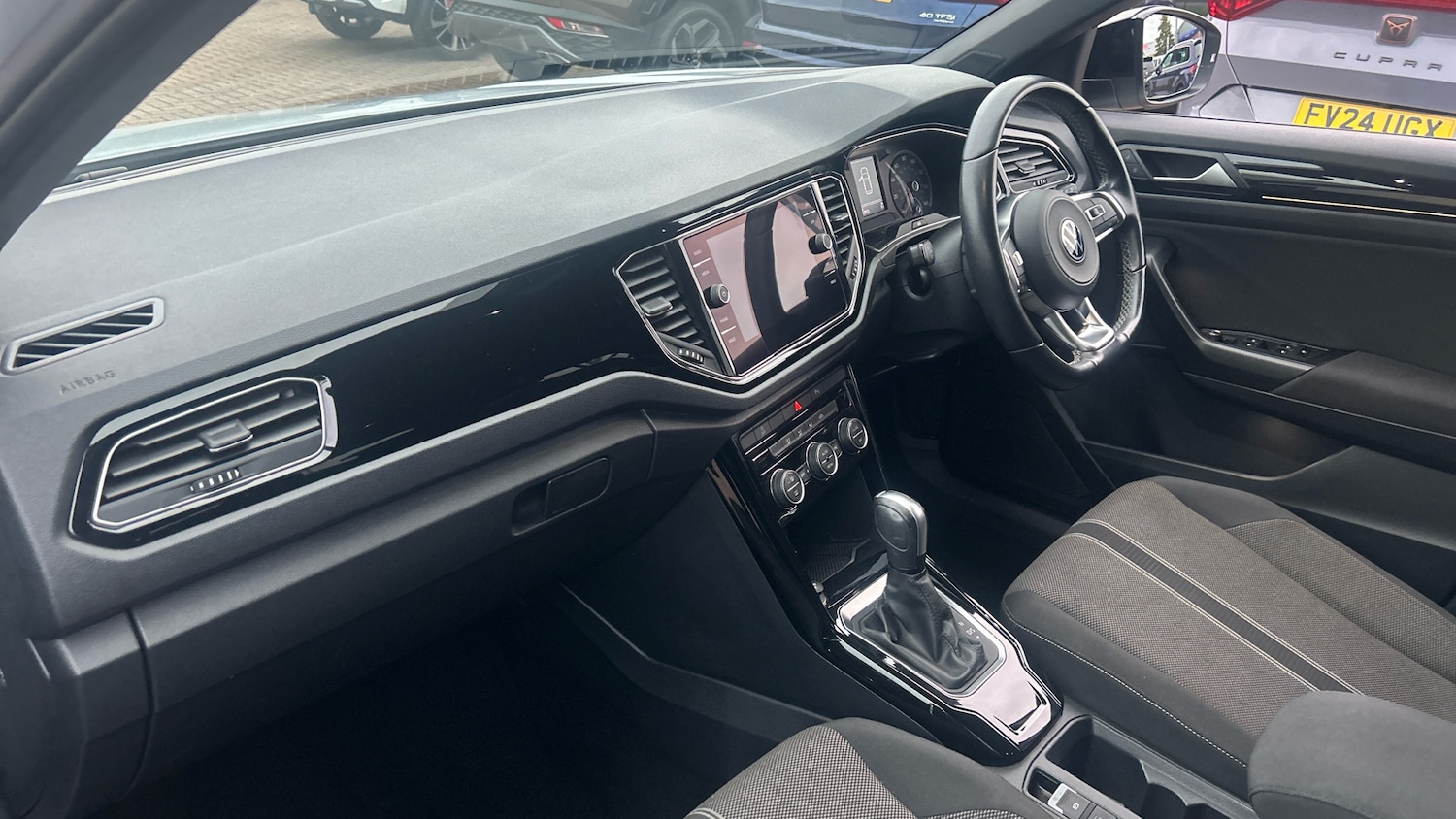 Used Volkswagen T-Roc 2021 for sale - 76451831: Photo 9