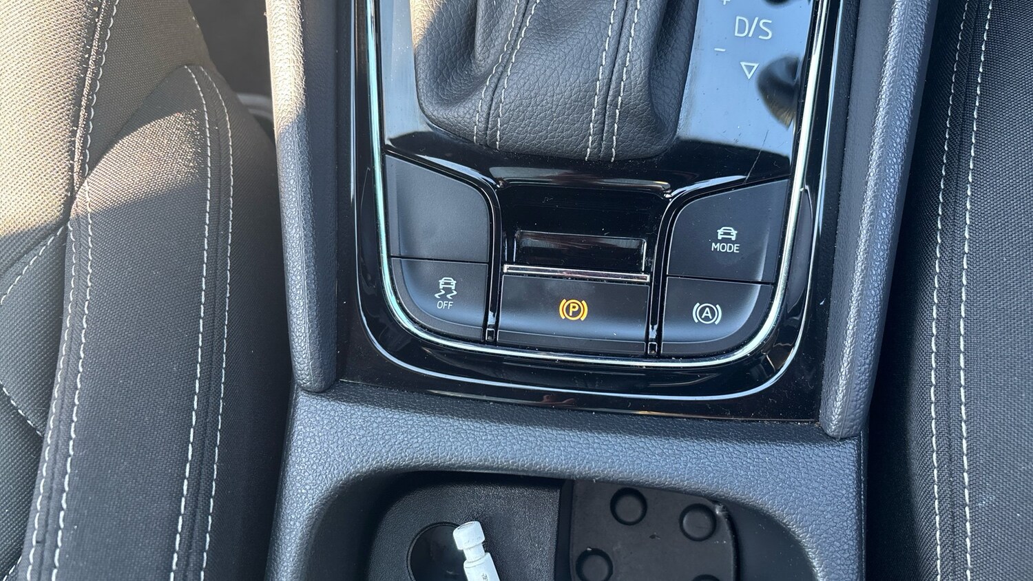 Vehicle 33