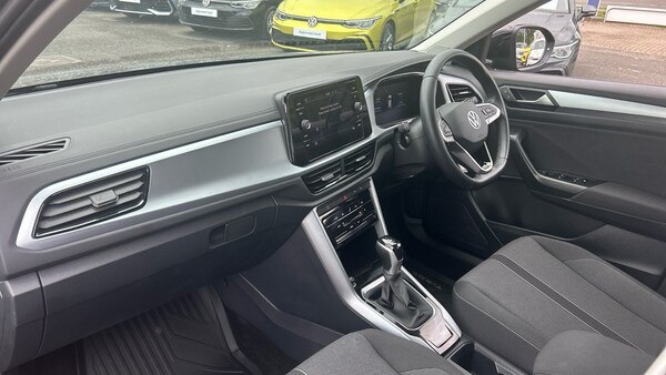 Used Volkswagen T-Roc 2022 for sale - 75481749: Photo 2