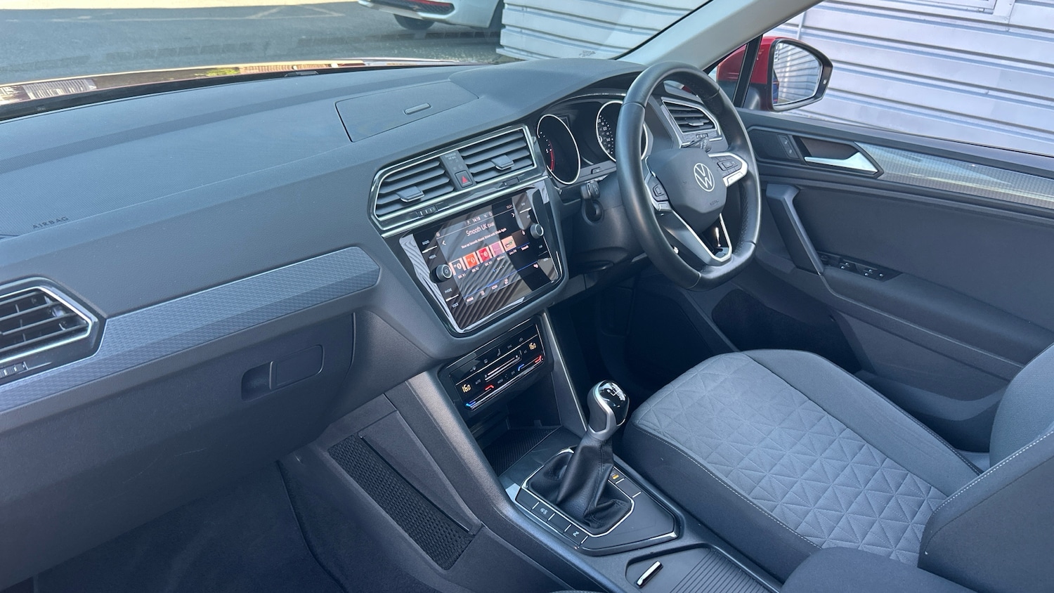 Used Volkswagen Tiguan 2022 for sale - 78028486: Photo 2