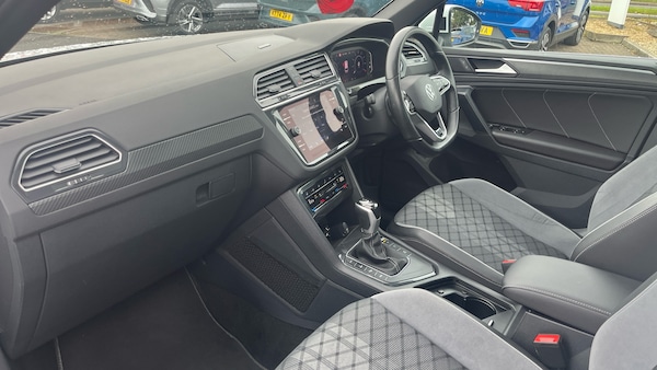 Used Volkswagen Tiguan 2023 for sale - 76181345: Photo 2