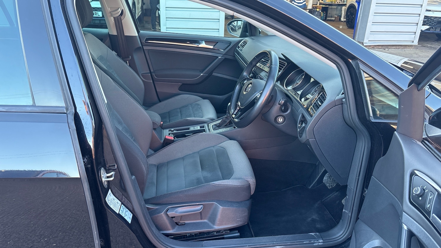 Used Volkswagen Golf 2018 for sale - 78011490: Photo 15