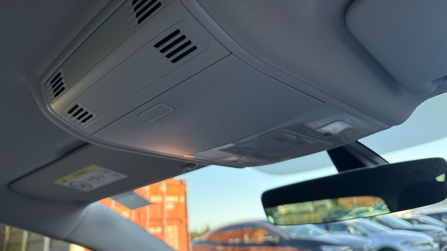 Used Volkswagen Golf 2018 for sale - 78011490: Photo 33