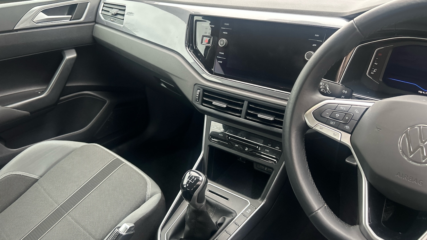 Used Volkswagen Polo 2022 for sale - 77474973: Photo 14