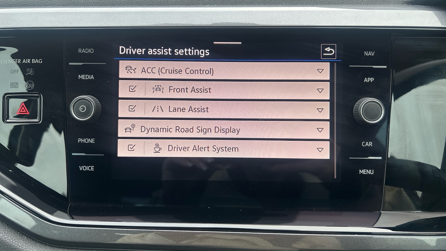 Used Volkswagen Polo 2022 for sale - 77474973: Photo 32