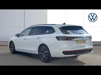 Used Volkswagen Passat 2025 for sale - 75425254: Photo