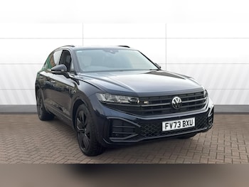 2023 (73) - 3.0 V6 TDI 4Motion 286 Black Edition 5dr Tip Auto Diesel Estate
