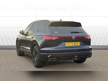 Used Volkswagen Touareg 2023 for sale - 76694144: Photo