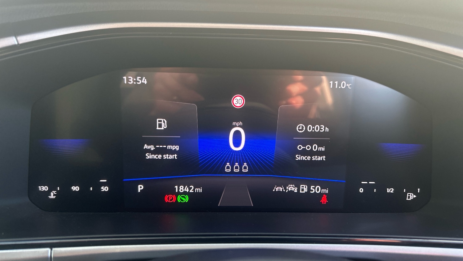 Used Volkswagen T-Roc 2025 for sale - 76945796: Photo 11