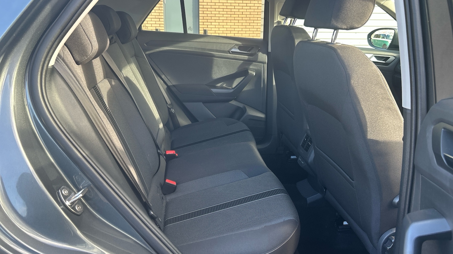 Used Volkswagen T-Roc 2025 for sale - 76945796: Photo 27